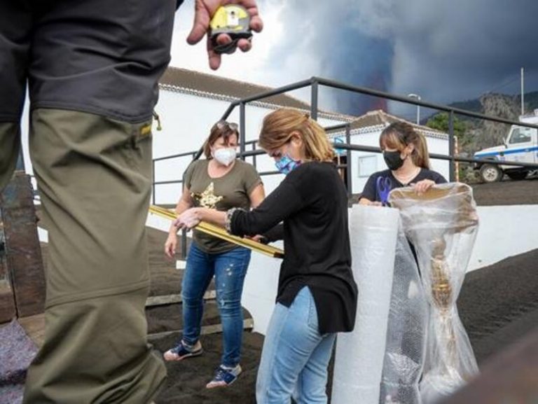 Trasladan el patrimonio de la ermita de Las Manchas ante la amenaza volcánica