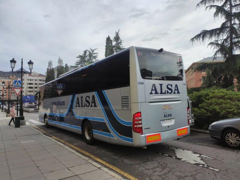El apoyo al transporte en autobús es esencial para la recuperación del turismo