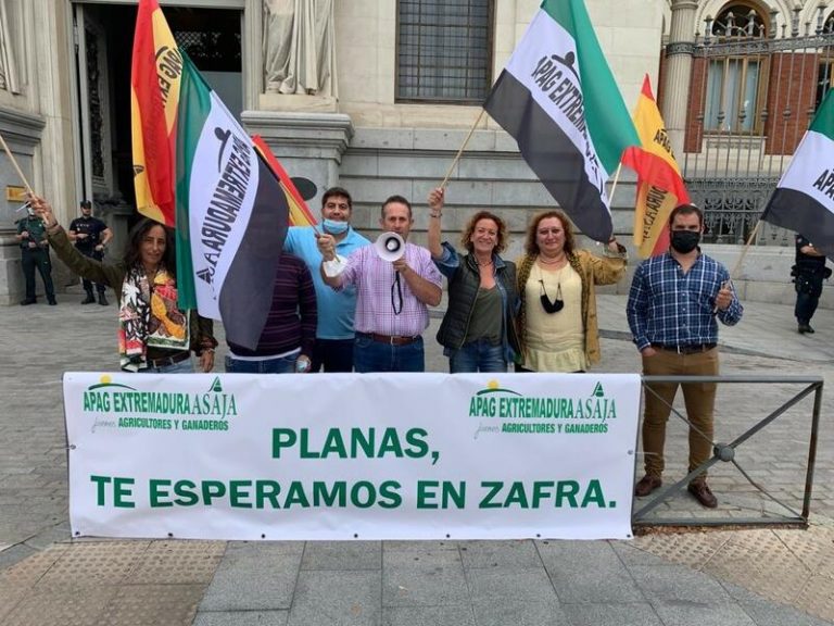 Apag Extremadura Asaja recibirá a Planas en la Feria de Zafra con una protesta