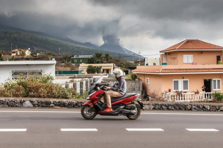Los vecinos desalojados permanecerán así al menos 24 horas más