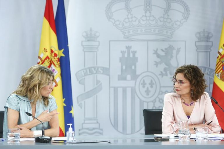 La negociación de los PGE entra en su recta final, con PSOE y Podemos alejados en política fiscal y vivienda