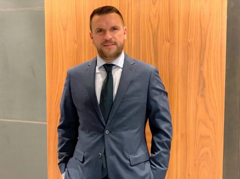 Inversis ficha a Óscar Pino como director de depositaría