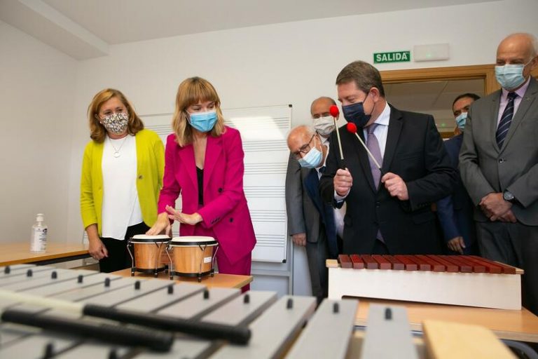 Jábaga reabre su escuela rural 49 años después con 10 alumnos