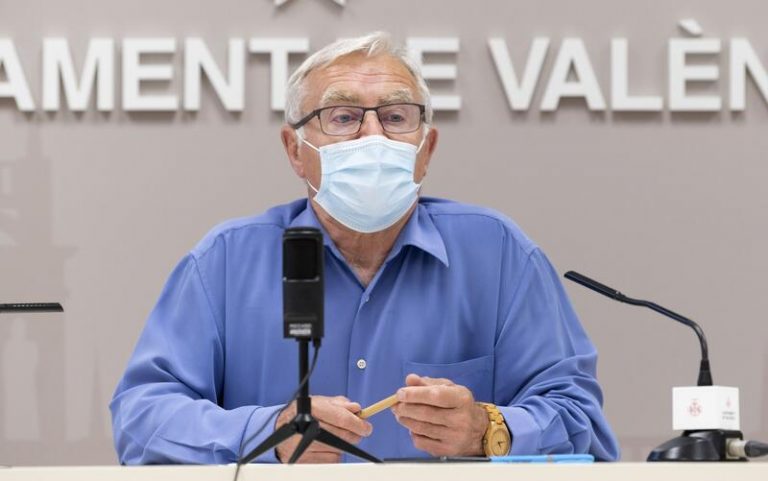 Alcalde de Valencia censura comentarios xenófobos a una candidata a Fallera Mayor