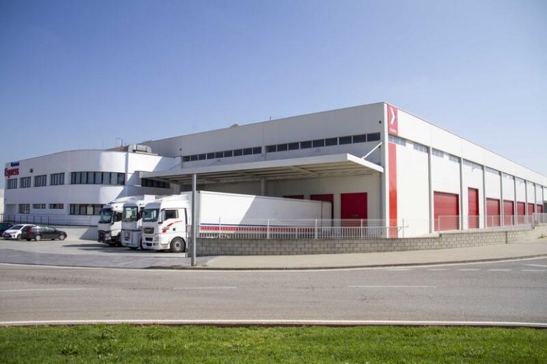 Correos Express licita la tramitación y adjudicación de sus zonas de reparto por 506 millones de euros