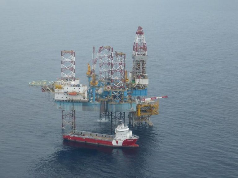 Un centenar de afectados por el Castor reclaman 1,8 millones a la concesionaria