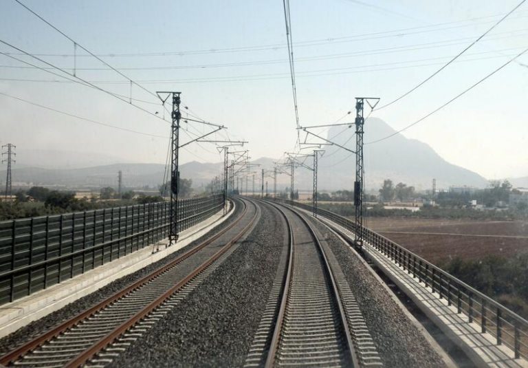 Adif Alta Velocidad lanza una nueva emisión de 600 millones en bonos verdes