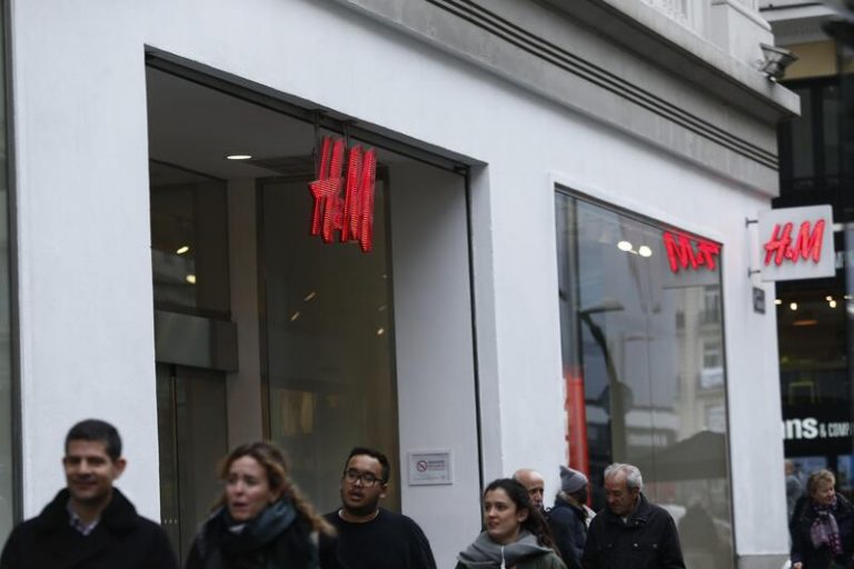 H&M amplía un 160% sus beneficios en su tercer trimestre y recupera el dividendo