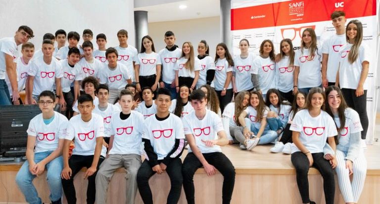 Banco Santander facilitó educación financiera a más de 700.000 personas en 2020