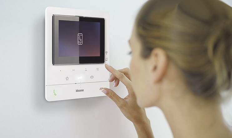 Los pasos para instalar un videoportero en tu casa 32 ¿Cómo instalar un videoportero de forma sencilla?