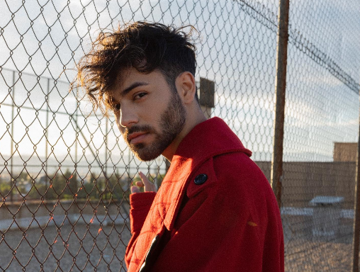 Agoney Quién Pide al Cielo Por Ti