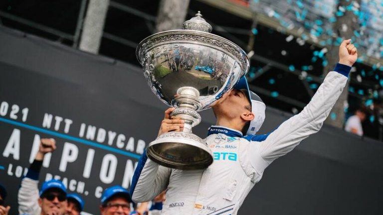 Alex Palou IndyCar clava la pole en Washington y deja el pentacampeonato a tiro