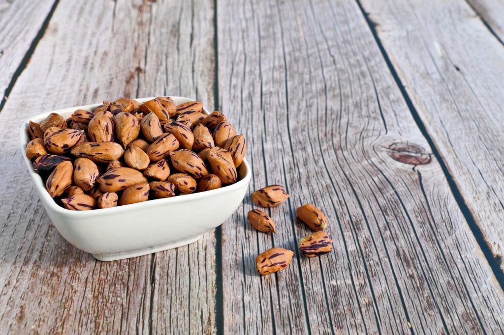 Estos son los frutos secos que te ayudan a adelgazar 40 Cacahuetes y sus nutrientes