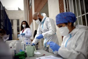 Castilla y León suma 104 positivos y cinco fallecidos en hospitales y 25 altas