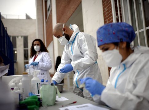Castilla y León suma 104 positivos y cinco fallecidos en hospitales y 25 altas