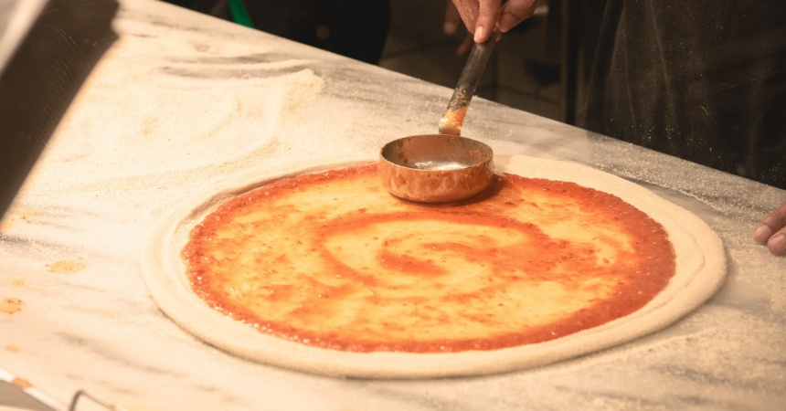 Cómo transformar la salsa de tomate en salsa italiana