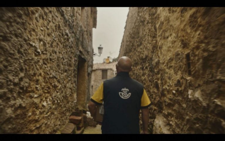 El compromiso de Correos para llegar a todos: “Llevamos lo que llevas dentro”