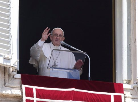 El Papa retoma su agenda internacional con un viaje a Budapest y Eslovaquia
