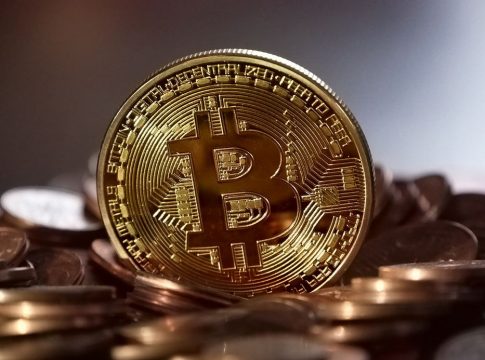 El Salvador compra sus primeros 400 bitcoins poco antes de su lanzamiento a nivel nacional