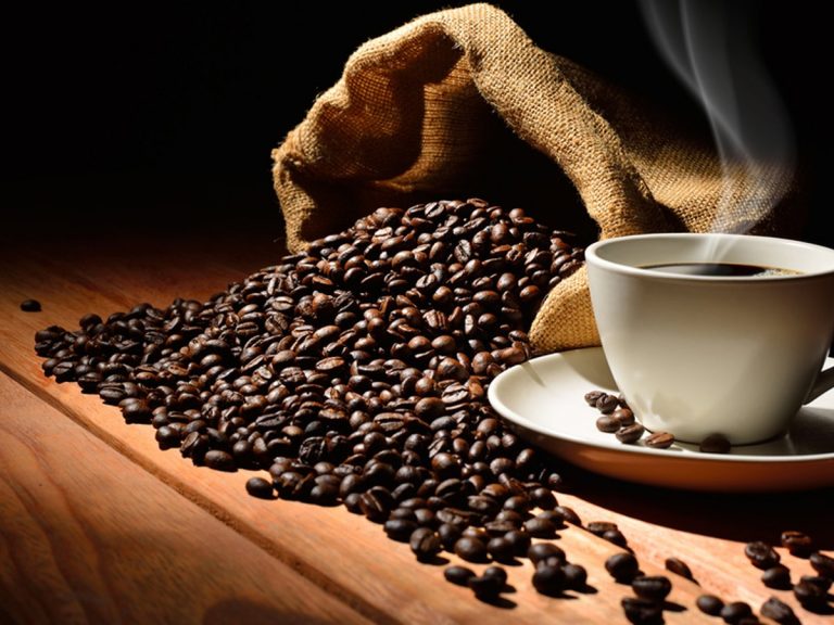 Estos son los usos que puedes darle a los posos del café
