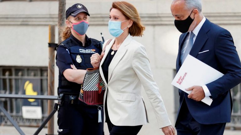 Fiscalía pide reabrir 'Kitchen' para Cospedal