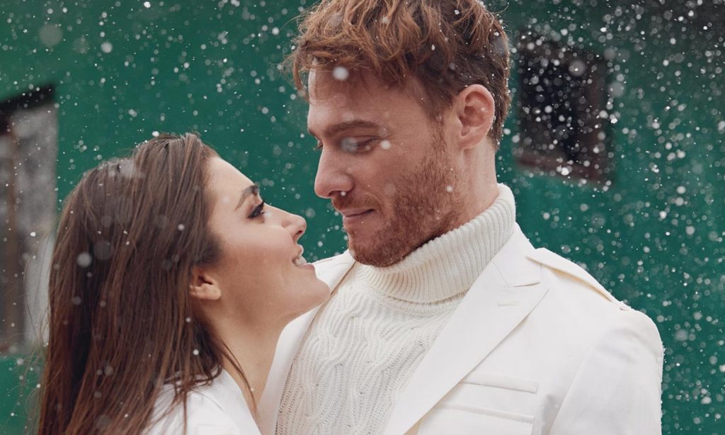 Love is in the air: la carrera que Hande Erçel se negó a estudiar 104 Hande Erçel ha sabido enamorar a los fans de Love is in the air