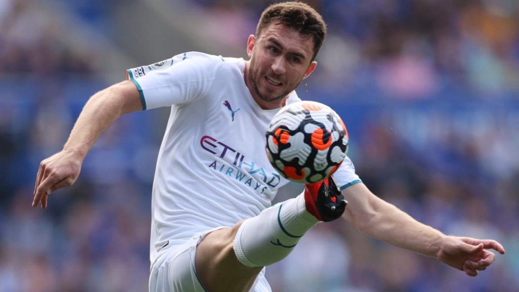 Los cinco centrales que salvarían la precaria situación del Barcelona 41 Laporte