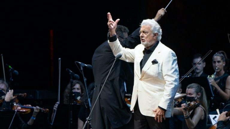 Los corresponsales extranjeros premian a Plácido Domingo por su trayectoria