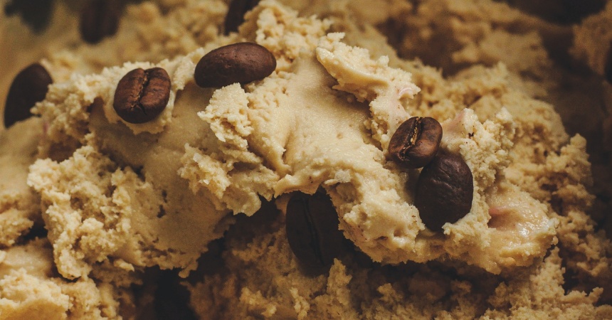 Los cuatro ingredientes con los que harás un helado de café en 10 minutos