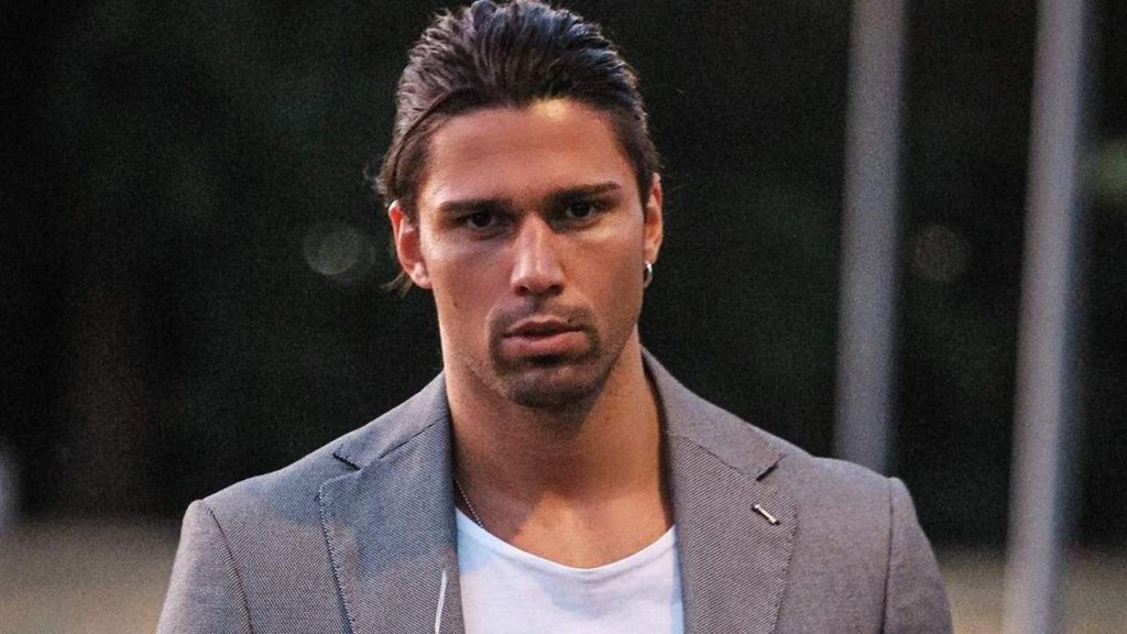 Luca Onestini (Secret Story): realities italianos en los que ha participado 184 Luca Onestini es una estrella italiana