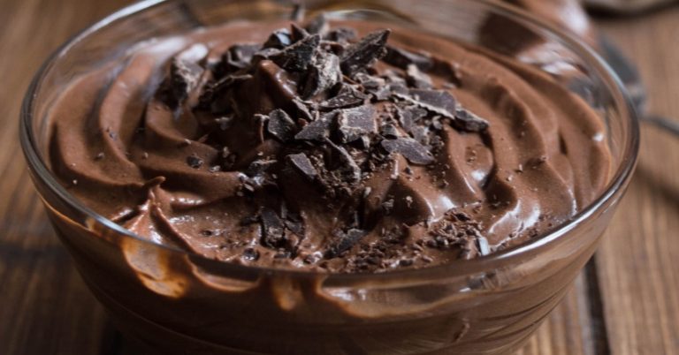 Natillas: cómo hacerlas de chocolate sin añadirle un gramo de azúcar