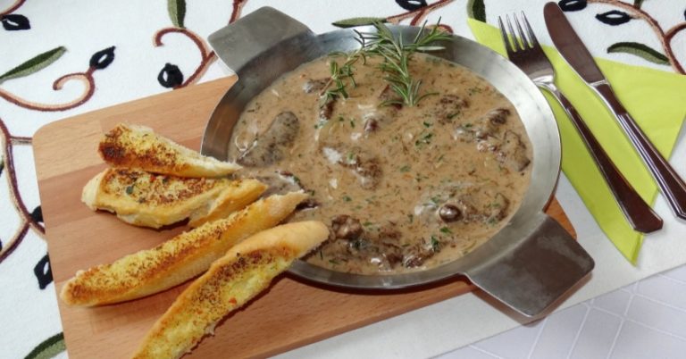 Níscalos con patatas: el guiso de otoño que no te ha enseñado Arguiñano