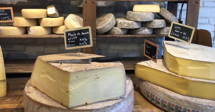 Provolone al horno: así se hace en diez minutos el entrante de moda