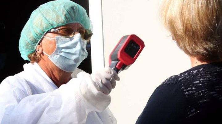 Resultados repetitivos y números de contagios al azar