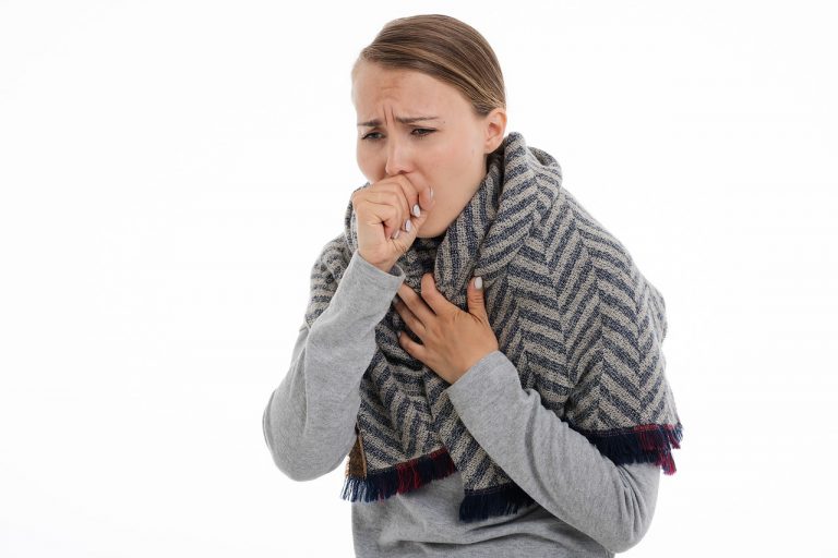 Qué es la mononucleosis y cómo se contagia