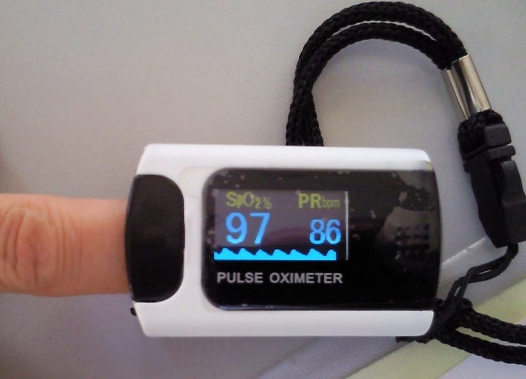 ¿Cuál es el aparato usado en la pulsioximetria?