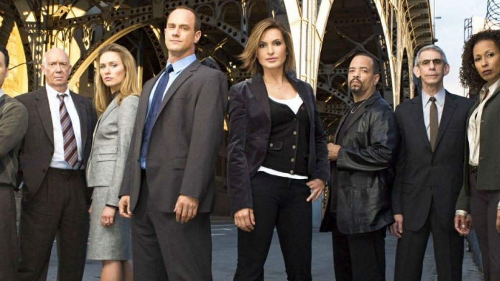 La serie que regresa once años después de ser cancelada 94 Seguir extendiendo la serie