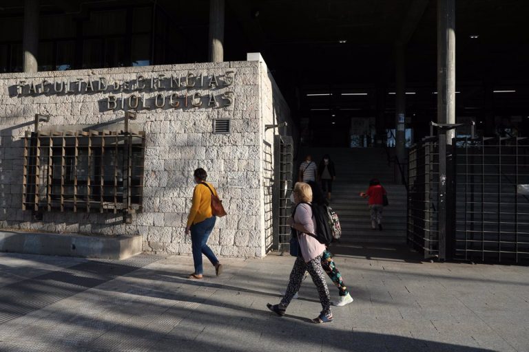 Sia (Indra) despliega la nueva red de comunicaciones de RedIRIS para universidades