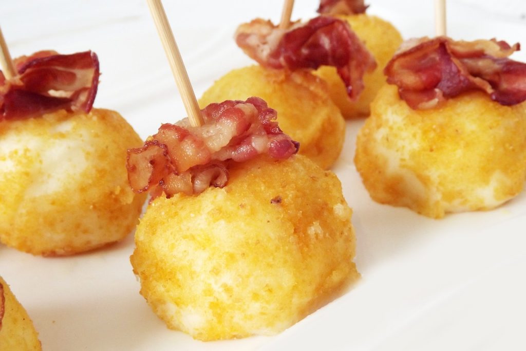 Croquetas: cómo hacerlas de patatas y bacon y que queden 'de muerte'