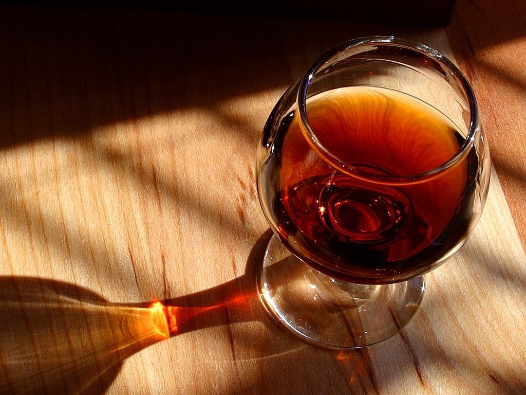 Conejo al brandy: esta es la cantidad que debes usar de alcohol para que no sepa demasiado