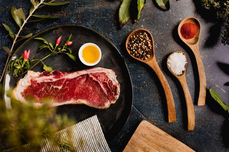 El chuletón de vaca o el bogavante azul, la apuesta de Sibbarita por la alta calidad de los productos