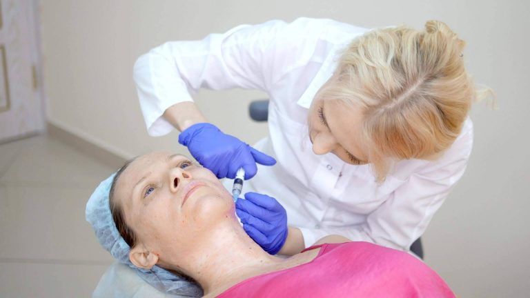 Remodelar la papada con el tratamiento Belkyra de ABB Medicina Estética