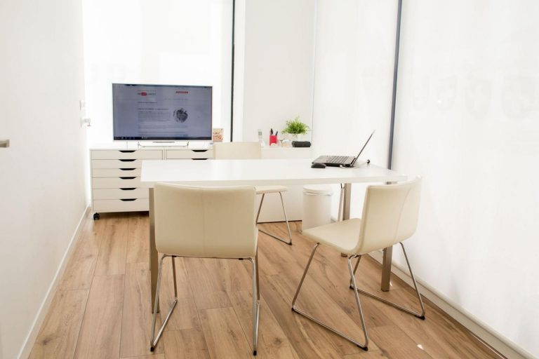 La clínica dental referente en implantes dentales en Valencia: Implant Clinics