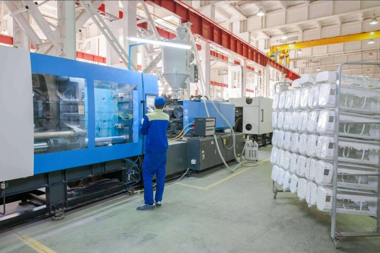 Bull Importer, la empresa de confianza en la importación y fabricación de piezas de plástico con moldes de inyección