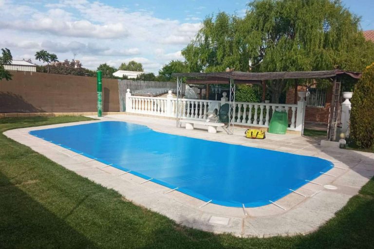 Los cobertores de piscina para invierno de Toldos Picasso