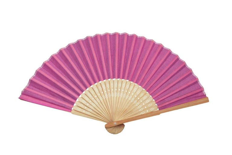 los abanicos como reclamo publicitario para fidelizar clientes