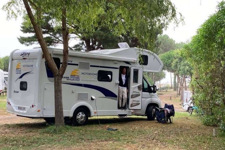 Alquilar autocaravanas en Murcia con los servicios de Motorhome Center