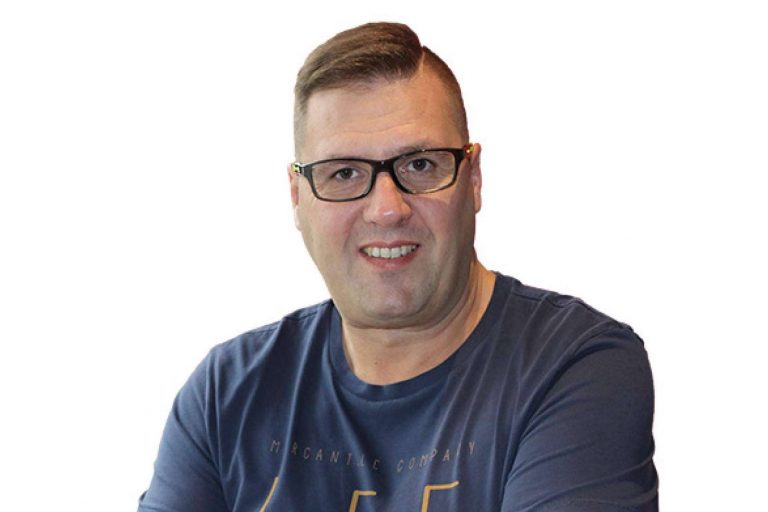 RCValverde permite automatizar la comunicación con los clientes