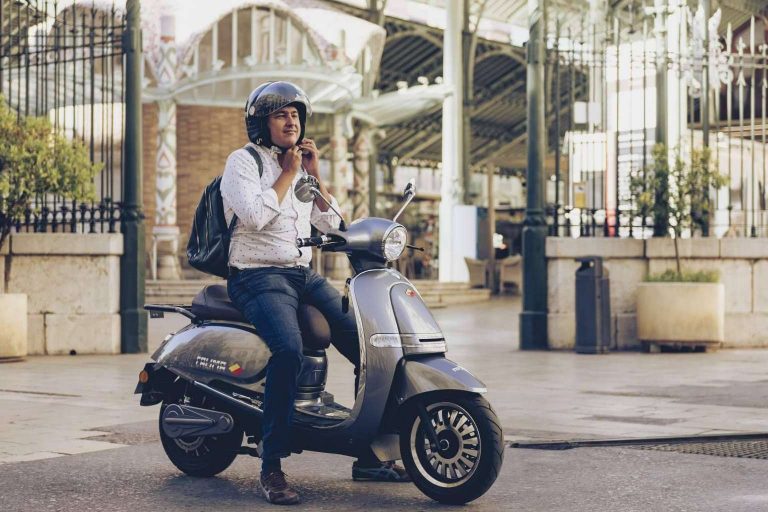 Las ventajas de desplazarse con las motos eléctricas de la empresa moty