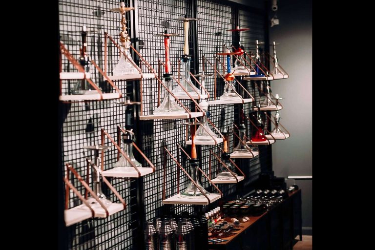 La tienda especializada en cachimba Bakkali Shisha Shop aterriza en Barcelona para abrir una segunda tienda física